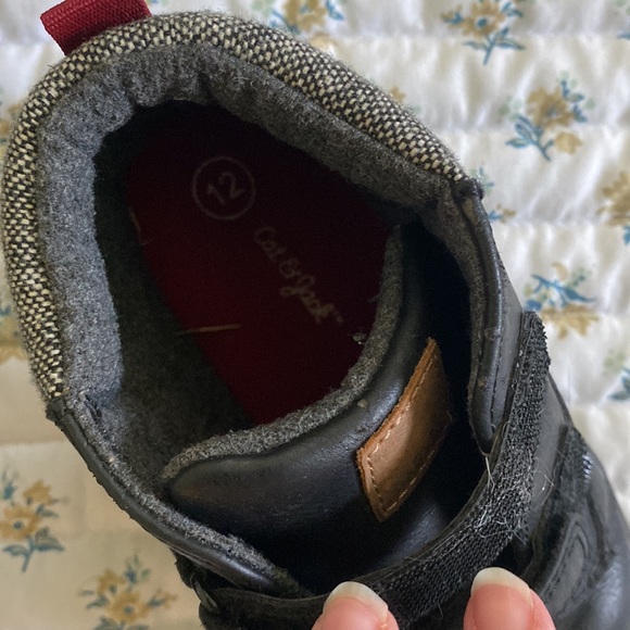 Cat & Jack sneakers - Picture 3 of 5